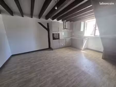 belle maison de ville t4 spacieuse (sans jardin)