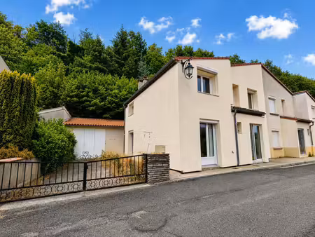 maison familiale entièrement rénovée 4 chambres garage 58 m² terrain 350 m²