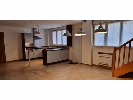 location appartement 4 pièces 96 m² à saint-pierre-d’albigny (73250)