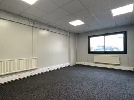 location bureaux 120 m²
