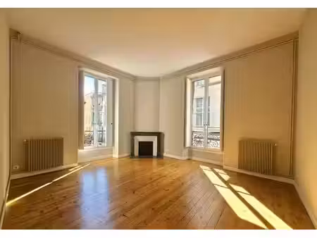 location bureaux 90 m² à 350 m²