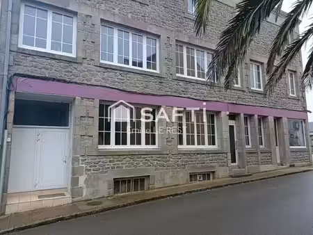 local commercial 127m2 plomodiern