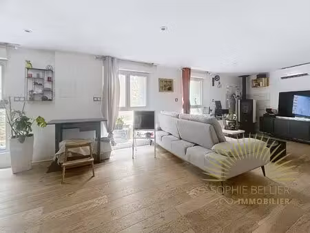 ravissante maison de 124 m2 avec 3 chambres et 2 pieces de vie