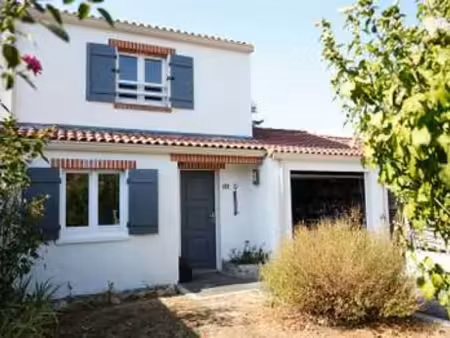 vente maison à sainte-pazanne (44680) : à vendre / 101m² sainte-pazanne