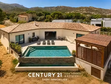 villa de luxe de 6 pièces en vente calvi  corse