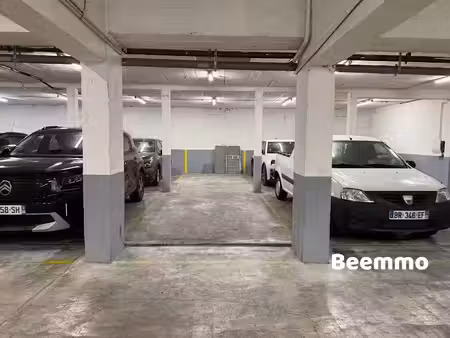 vente parking 15 m² à nice (06000)  32 800 €