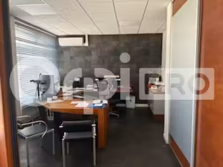 vente bureaux 227 m²
