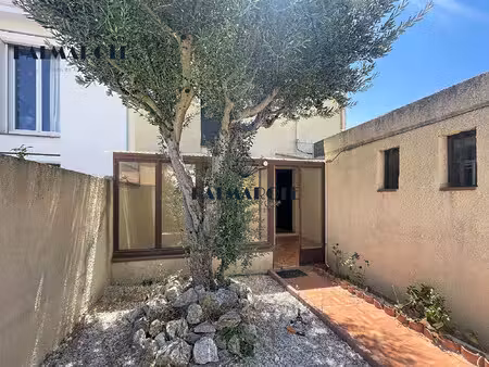 saint esteve villa 2 faces type 4 avec garage et jardin