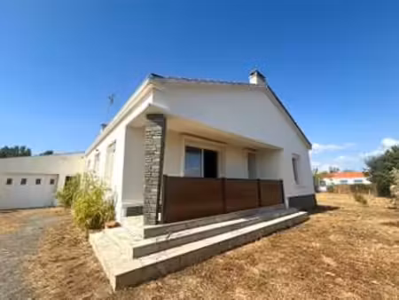 location maison au perrier (85300) : à louer / 92m² le perrier