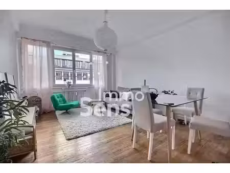 location appartement 3 pièces 73 m² à lille (59000)  1 301 €