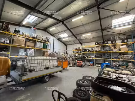 location local d’activités challes-les-eaux 73190 850m²