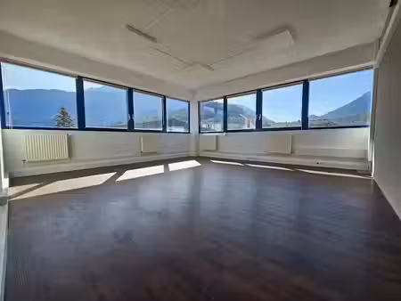 location locaux professionnels 0 pièces 62 m² à faverges-seythenex (74210)  1 080 €