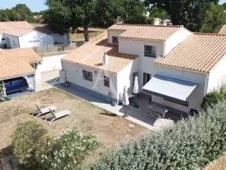 vente maison à la chapelle-hermier (85220) : à vendre / 149m² la chapelle-hermier