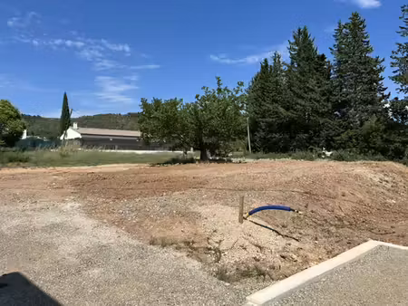 vente terrain neuf 974m2 villecroze - 120000 € - surface privée