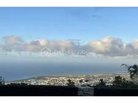 terrain de 2 200 m² à saint-denis