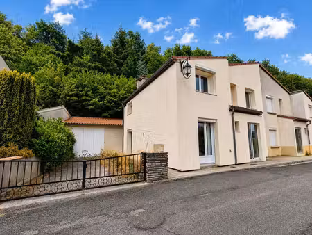 maison familiale entièrement rénovée 4 chambres garage 58 m²