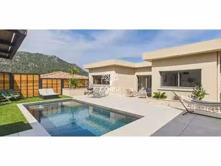 maison avec piscine et terrasse sainte lucie de porto vecchio (2a)