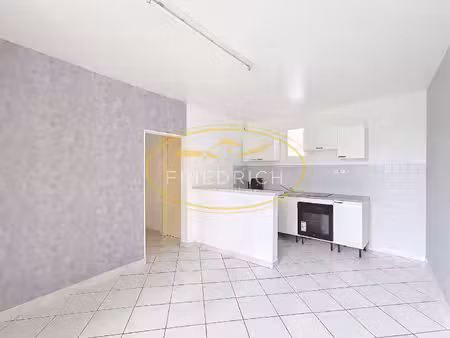 appartement f2 rez-de-chaussée