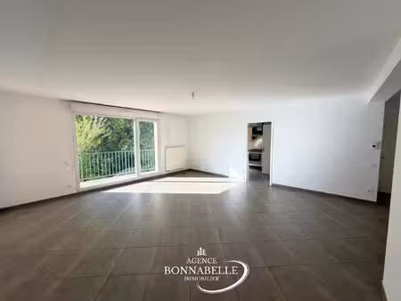 appartement avec grande terrasse à nancy