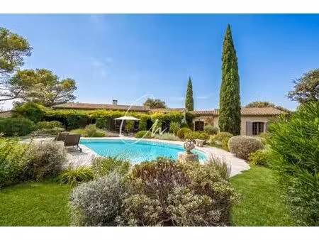 villa de 6 chambres de luxe en vente boulbon  provence-alpes-côte d'azur