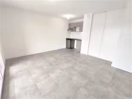 location appartement 2 pièces 43m² seysses 31600