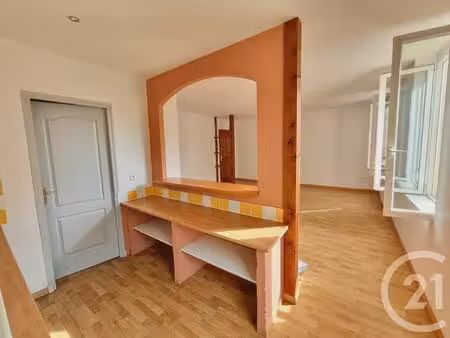 location appartement 3 pièces 77m² gaillac 81600
