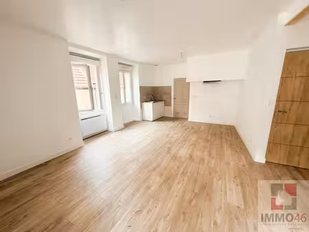 location appartement 3 pièces 61m² gramat 46500