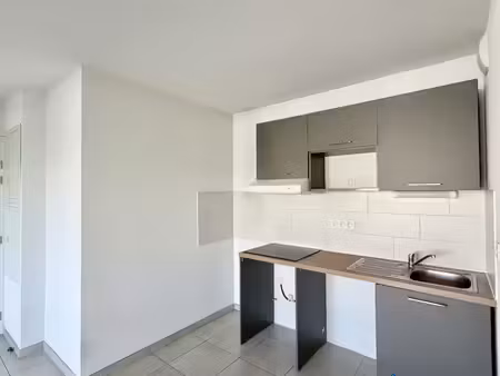 location appartement 3 pièces 67m² perpignan 66000