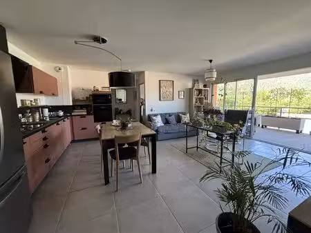 achat appartement 3 pièces 74m² die 26150