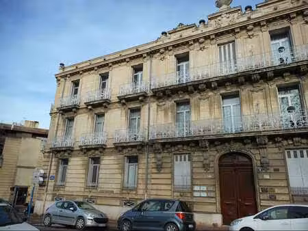 location local professionnel 187m² montpellier 34000