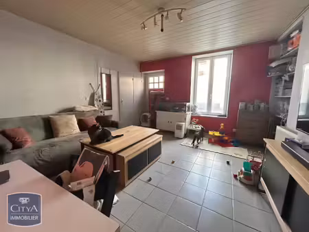 appartement à louer 2 pièces 49.78 m² - aigueperse (63) - 569€