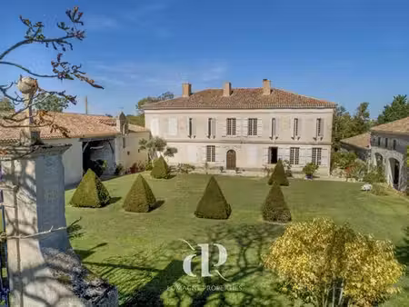 maison de prestige de 555 m2 en vente saint-clar  france