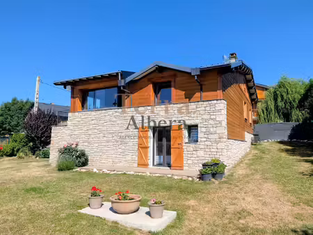 la cabanasse beau chalet 4 faces  l'esprit montagne aux portes de mont-louis