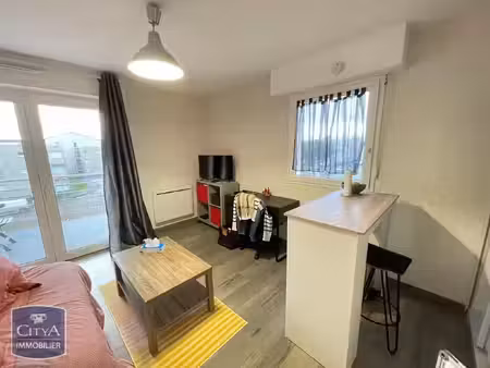 appartement à louer 1 pièce 20.75 m² - saint-benoît (86) - 423€