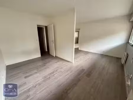 appartement à louer 1 pièce 37.4 m² - châteauroux (36) - 380€