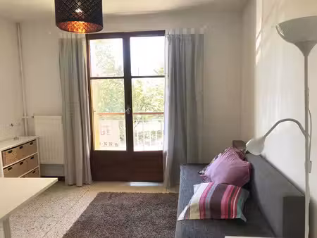 location appartement 1 pièce 18 m² à aix-en-provence (13100)