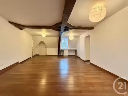 location appartement 3 pièces 61m² moulins 03000