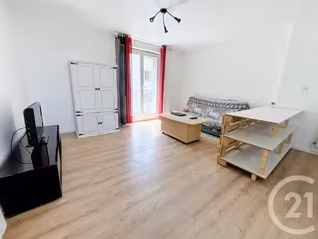 location appartement 2 pièces 43m² clermont ferrand 63000