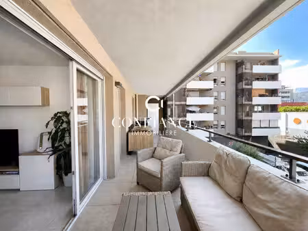 06200 nice ouest appartement 3 pieces 58 m² terrasse vue degage