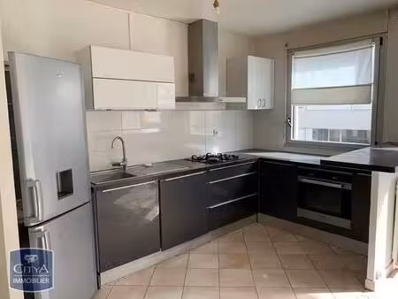 location appartement 3 pièces 58m² villeurbanne 69100