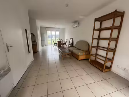 location maison 4 pièces 80m2 cabestany 66330 - 1220 € - surface privée