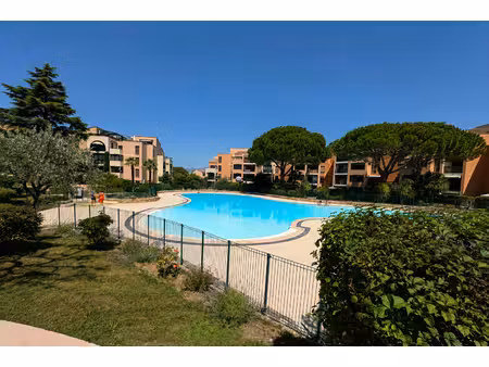 mougins tournamy 2 pièces 34 m² - location courte