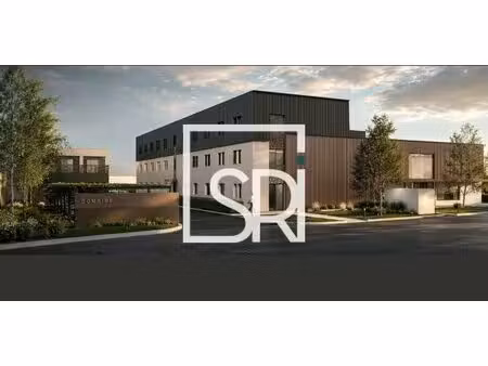 location local professionnel 3 535m² aubiere 63170