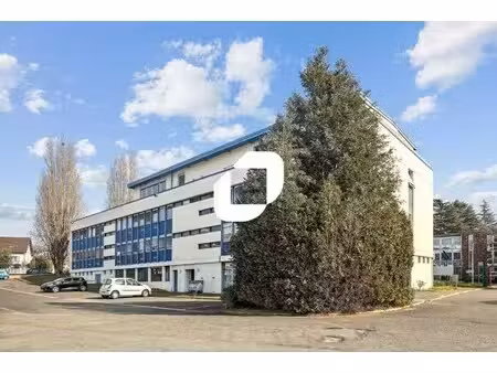 location bureaux 60 m² à 230 m²