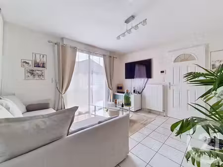 appartement f3 à vendre - 3 pièces - 67 30 m2 - pont de cheruy - 38 - rhone-alpes