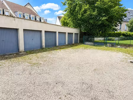 location parking longvic 21600