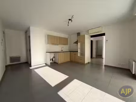 vente appartement 4 pièces 73 m² gémozac (17260)