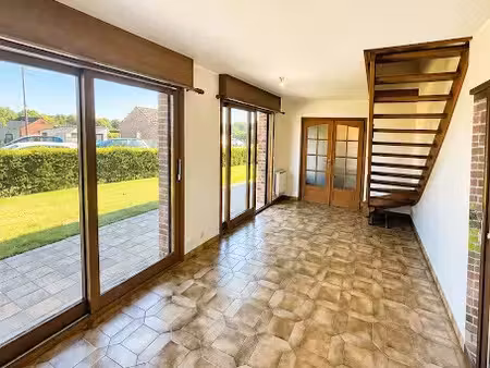 location maison 4 pièces 105 m² à landrecies (59550)  770 €
