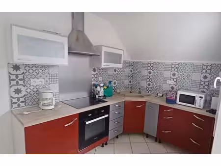 location maison 5 pièces 90 m² à nogent-sur-loir (72500)  790 €