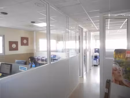 location locaux professionnels 1 pièce 70 m² à montpellier (34000)  688 €